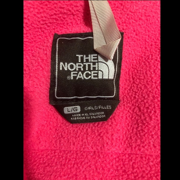 SOLD‼️ North Face Denali Girls Jacket - Picture 4 of 4